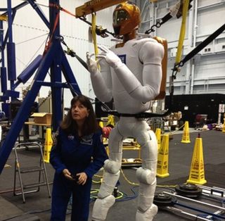 Illustration for article titled NASA's Humanoid Robot to Receive Legs